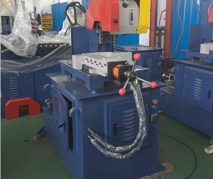 425液壓半自動切管機(jī)鋼管下料機(jī)